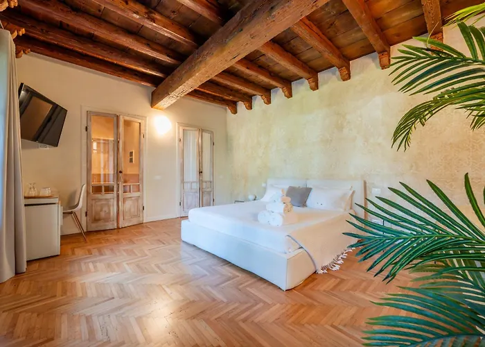 Mario Guest house